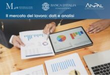 Si riduce il gap di genere e aumentano i contratti a tempo indeterminato