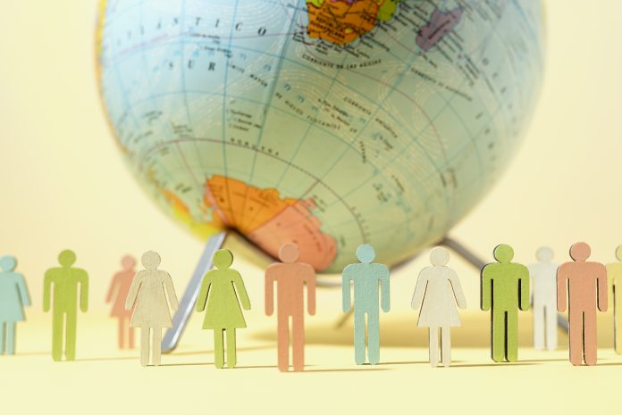 globo-terrestre-in-stile-carta-con-sagome (1)